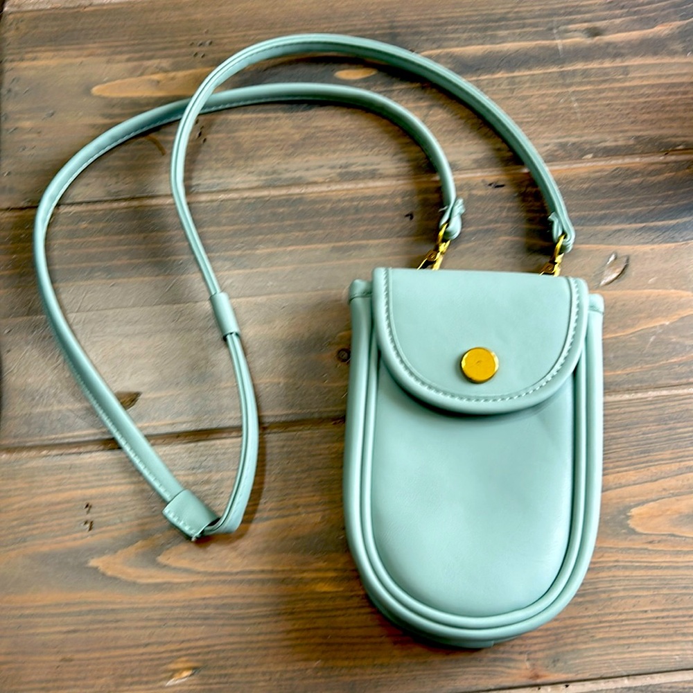 Anthropologie cell phone bag